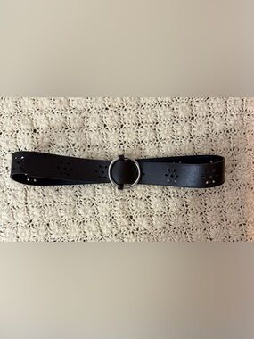 Vintage 90s Y2K Women’s M Black Flower Cut Out Faux Leather Boho Hippie Belt